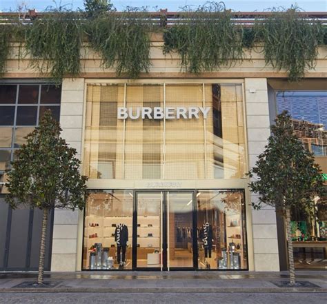 izmir burberry